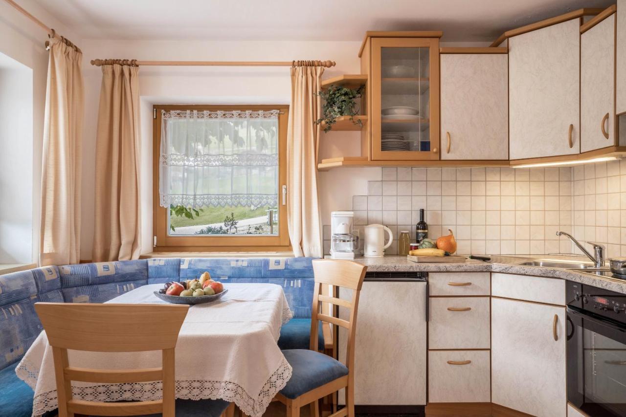 Haus Belodei - Apt A San Martino in Badia Εξωτερικό φωτογραφία